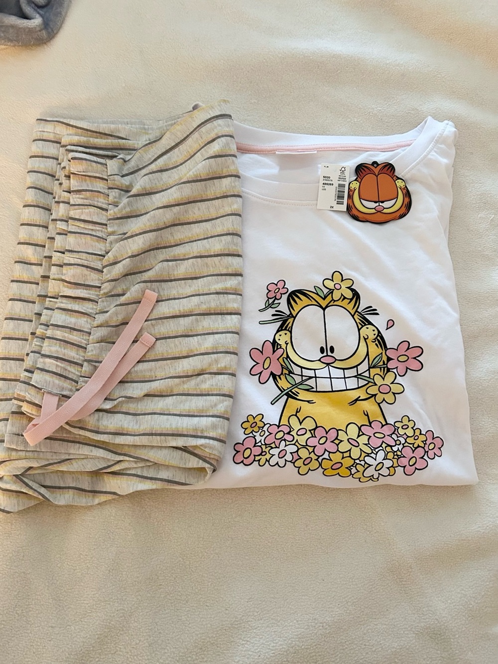 Garfield Floral Ladies 2-Piece Pajama Set – Size 2X